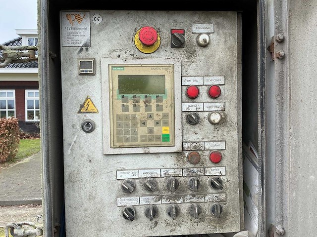 2005 - kwb - cementdekvloer legger - oplegger - afbeelding 2 van  28