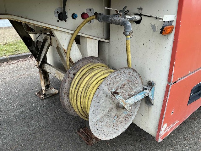 2005 - kwb - cementdekvloer legger - oplegger - afbeelding 5 van  28