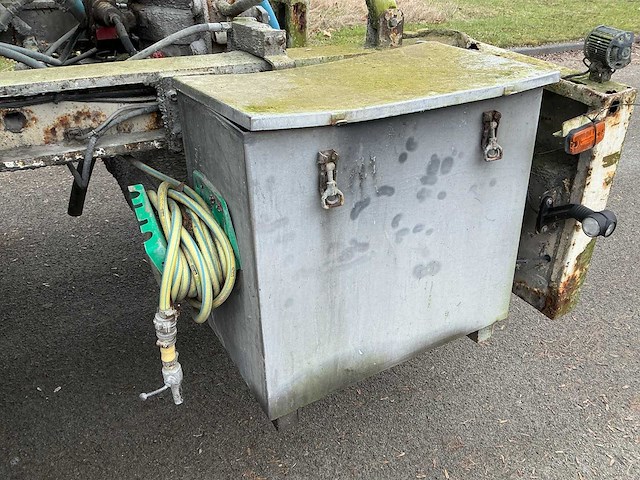 2005 - kwb - cementdekvloer legger - oplegger - afbeelding 6 van  28