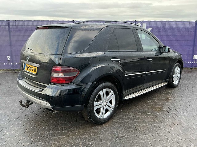 2005 - mercedes-benz - 2005 - m-klasse - 320 cdi - personenauto - afbeelding 10 van  12