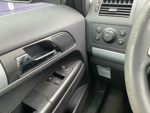 2005 - opel - zafira - 1.8 enjoy - personenauto - afbeelding 2 van  12