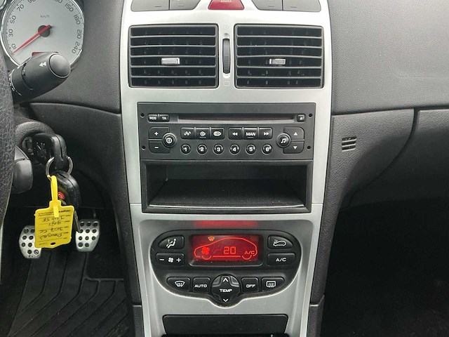 2005 - peugeot - 307 cc - 2.0-16v - personenauto - afbeelding 9 van  14