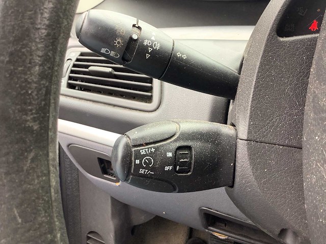 2005 - peugeot - 807 - 2.0 sr premium - personenauto - afbeelding 10 van  16