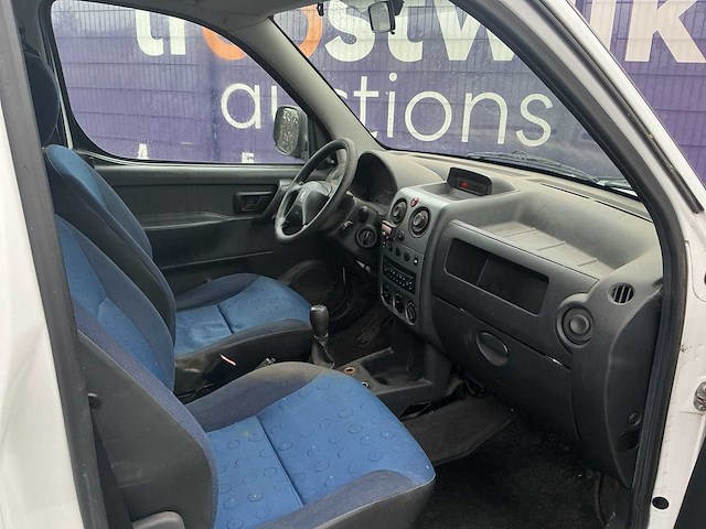 2005 - peugeot - partner - 170c 1.9 d avantage - bedrijfswagen - afbeelding 8 van  11