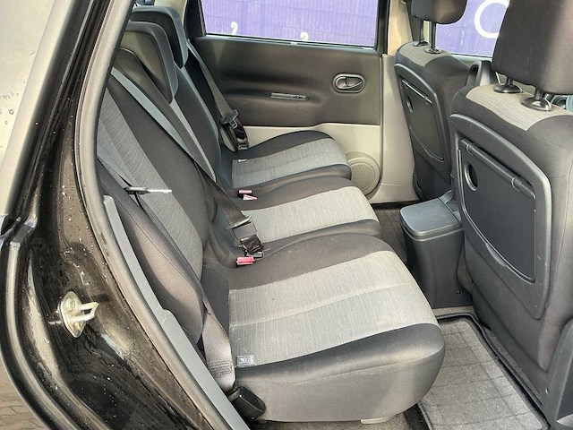 2005 - renault - scénic - 1.6-16v expr.luxe - personenauto - afbeelding 4 van  4
