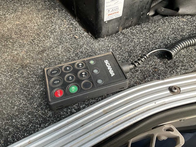 2005 - scania - r 420 la4x2meb - vrachtwagen - afbeelding 9 van  30