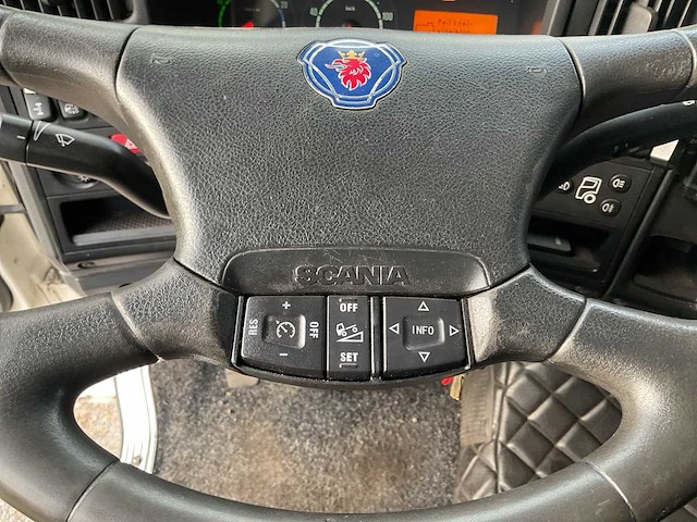 2005 - scania - r 420 la4x2meb - vrachtwagen - afbeelding 11 van  30