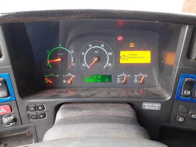 2005 - scania - v8 - r580 - vrachtwagen (c) - afbeelding 37 van  44