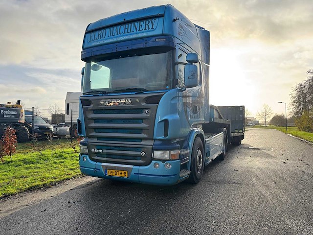 2005 - scania - v8 - r580 - vrachtwagen met kwb dieplader (combinatiekavel 3 en 28) - afbeelding 1 van  4