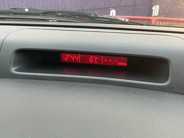 2005 - suzuki - swift - 1.3 ga - personenauto - afbeelding 9 van  12