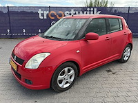 2005 - suzuki - swift - 1.3 gls - personenauto - afbeelding 1 van  3