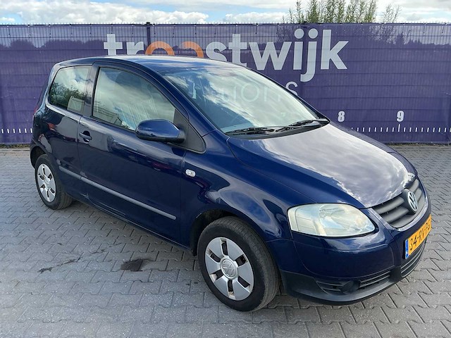 2005 - volkswagen - fox - 1.2 trendline - personenauto - afbeelding 1 van  4
