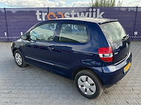 2005 - volkswagen - fox - 1.2 trendline - personenauto - afbeelding 2 van  4