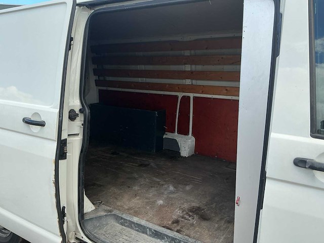 2005 - volkswagen - transporter - 1.9 tdi 340 - bedrijfswagen - afbeelding 9 van  12