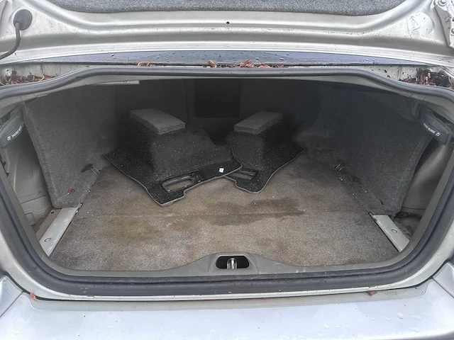 2005 - volvo - s60 - 2.4 sports edition - 89-rt-sp - afbeelding 7 van  17