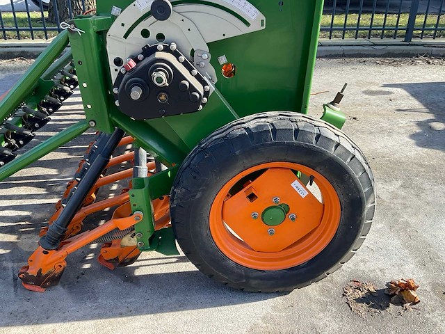 2005 amazone d9-30 spezial zaaimachine - afbeelding 8 van  9