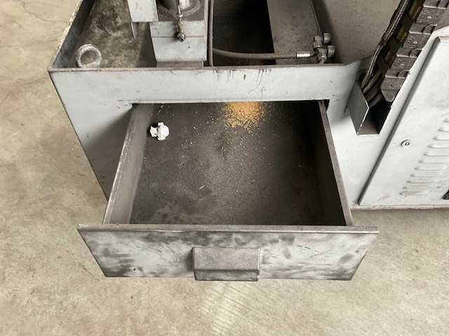 2005 anbas sn/au 300x300 volautomatische verticale bandzaagmachine - afbeelding 10 van  20