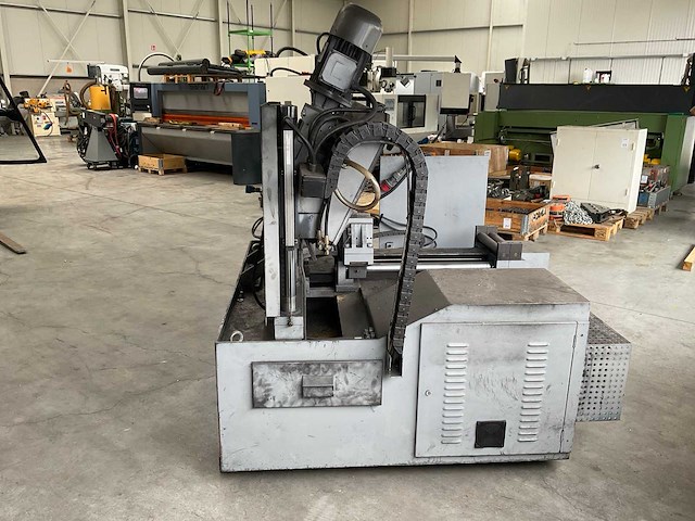 2005 anbas sn/au 300x300 volautomatische verticale bandzaagmachine - afbeelding 15 van  20