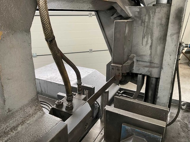 2005 anbas sn/au 300x300 volautomatische verticale bandzaagmachine - afbeelding 17 van  20