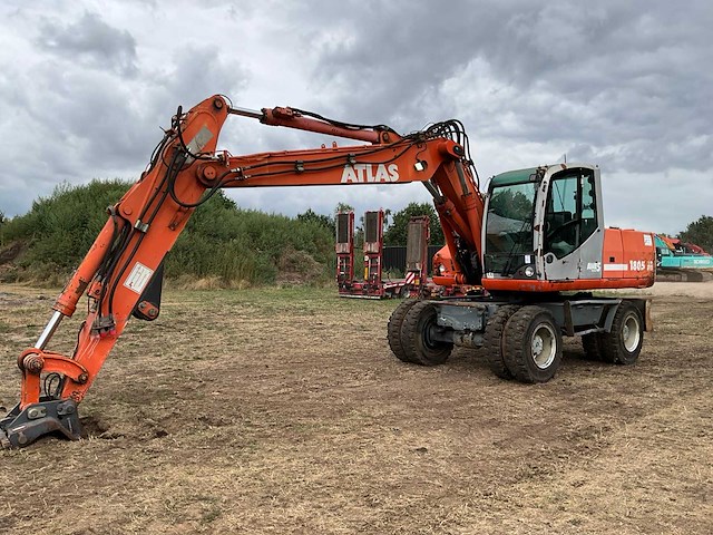 2005 atlas 1805 banden graafmachine - afbeelding 1 van  24