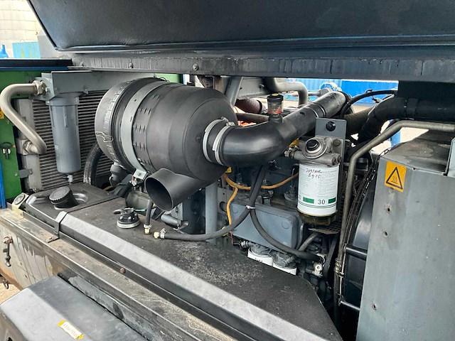 2005 atlas copco 02372/5 mobiele dieselcompressor - afbeelding 9 van  11