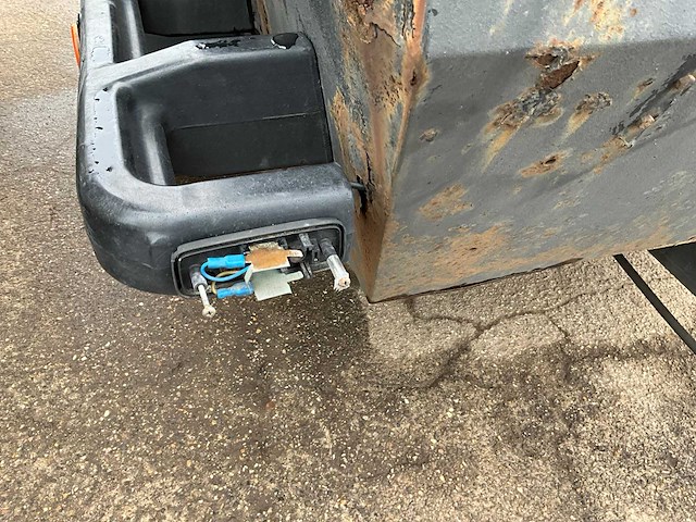 2005 atlas copco 02372/5 mobiele dieselcompressor - afbeelding 10 van  11