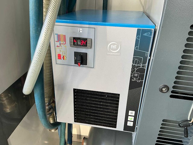 2005 atlas copco sf4 ff workplace airsystem schroefcompressor oil free. speciaal geschikt voor voedingsindustrie. - afbeelding 2 van  5