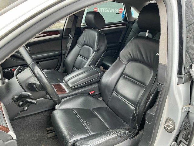 2005 audi a8 personenauto - afbeelding 7 van  39