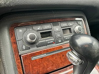 2005 audi a8 personenauto - afbeelding 18 van  39