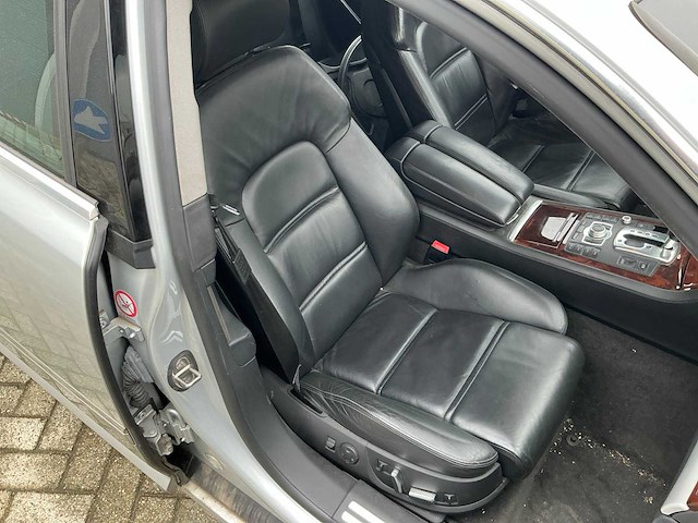 2005 audi a8 personenauto - afbeelding 25 van  39