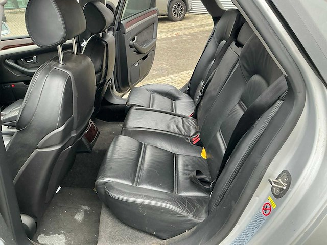 2005 audi a8 personenauto - afbeelding 29 van  39