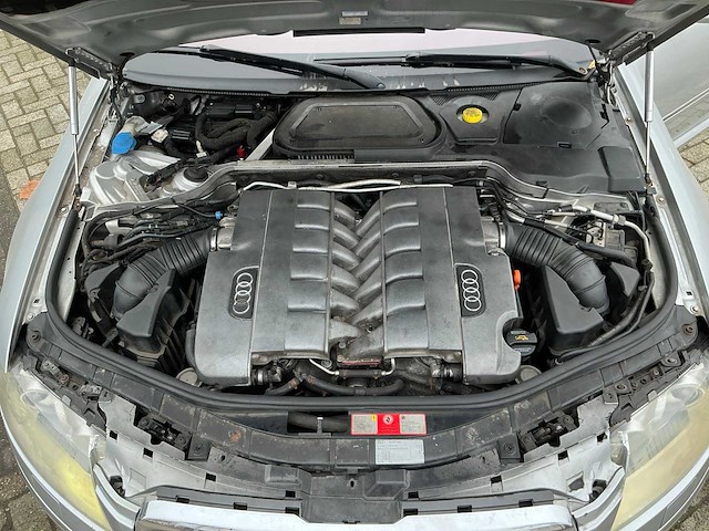 2005 audi a8 personenauto - afbeelding 32 van  39