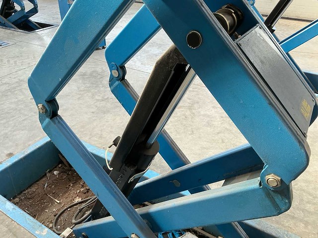 2005 autec-vlt equipment asg-4005 hefbrug - afbeelding 3 van  13