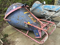 2005 beco kubel 600 lr/ol betonkubel - afbeelding 2 van  6