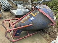 2005 beco kubel 600 lr/ol betonkubel - afbeelding 3 van  6