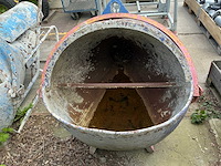 2005 beco kubel 600 lr/ol betonkubel - afbeelding 5 van  6