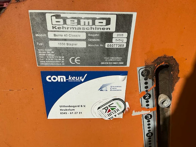 2005 bema 40 classic 1550 stapler hydraulische veegmachine met opvangbak en zijborstel - afbeelding 17 van  22