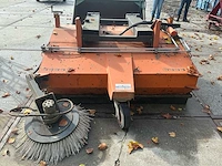 2005 bema 40 classic 1550 stapler hydraulische veegmachine met opvangbak en zijborstel - afbeelding 18 van  22