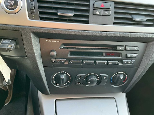 2005 bmw 3-serie touring 320i personenauto - afbeelding 7 van  16