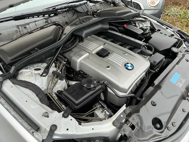 2005 bmw 5-serie 523i - afbeelding 19 van  27