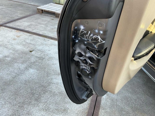 2005 bmw 650i personenauto - afbeelding 26 van  38