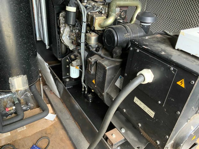 2005 b&n lg3p60s/e stroomgenerator in container - afbeelding 4 van  23