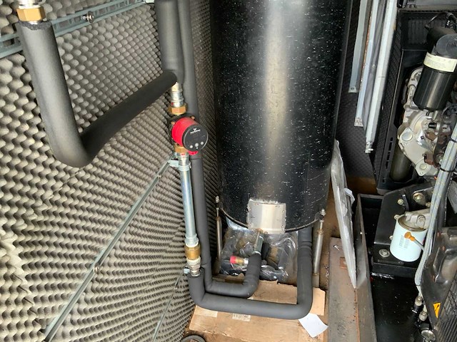 2005 b&n lg3p60s/e stroomgenerator in container - afbeelding 9 van  23