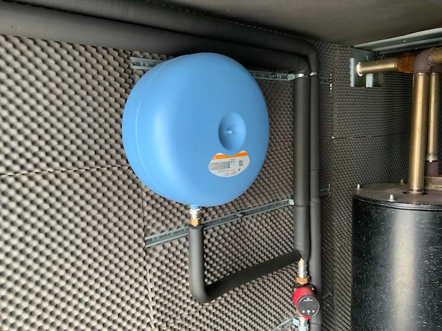 2005 b&n lg3p60s/e stroomgenerator in container - afbeelding 10 van  23