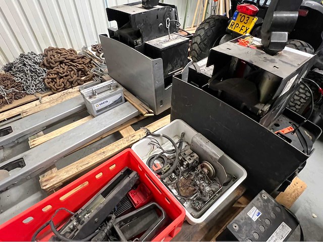 2005 bt lw13 palletwagen bt - elektrische pompwagen (3x) - afbeelding 11 van  18