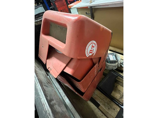 2005 bt lw13 palletwagen bt - elektrische pompwagen (3x) - afbeelding 18 van  18