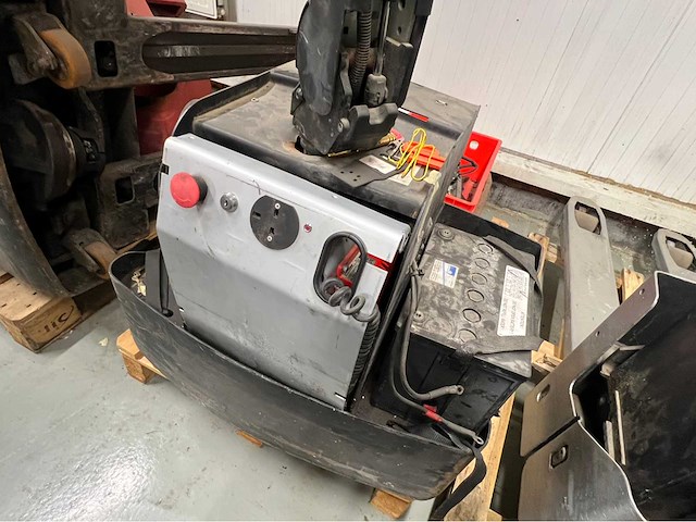 2005 bt lw13 palletwagen bt - elektrische pompwagen (3x) - afbeelding 9 van  18