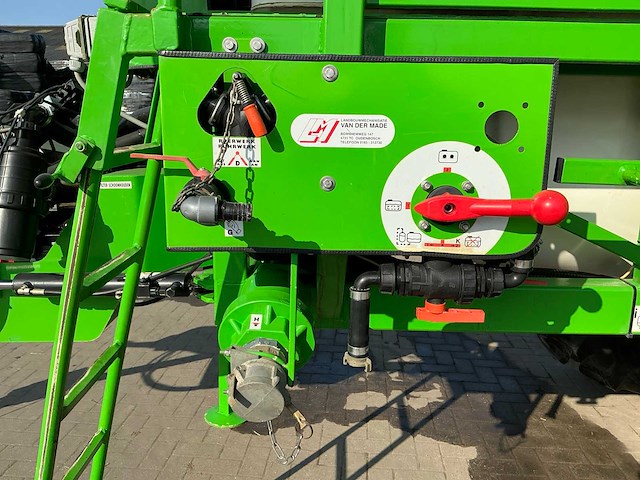 2005 chd 3833 veldspuit - afbeelding 8 van  28