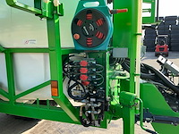 2005 chd 3833 veldspuit - afbeelding 14 van  28