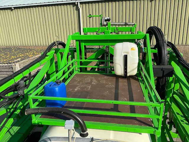 2005 chd 3833 veldspuit - afbeelding 18 van  28